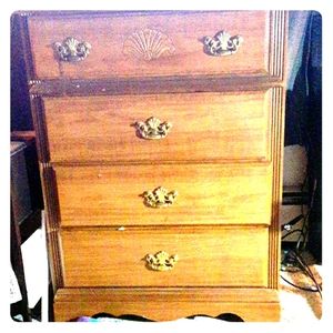 Dresser